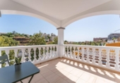 Chalet independiente con terreno en alquiler en la España, Arroyo de la Miel-Benalmádena Costa, ref: TR401070 foto