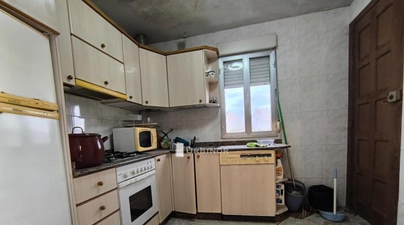 Orense - Cenlle - 330m2