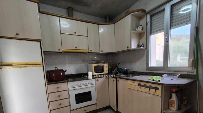 Orense - Cenlle - 330m2