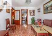 Дом с участком на продажу в городе Benalúa de las Villas Фото