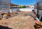 Casa de pueblo en venta en la España, Badajoz, ref: TR412104 foto