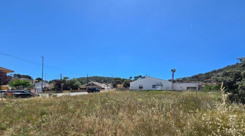 Barcelona - Canyelles - 801m2