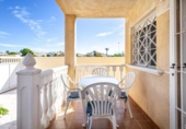 Chalet independiente con terreno en venta en la España, Torrevieja, ref: TR412120 foto