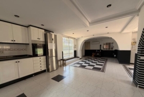 Llíria 711&nbsp;m² 