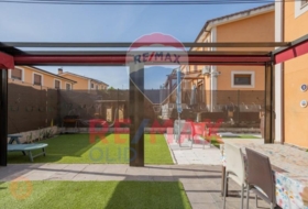 Fuensaldaña 250&nbsp;m²