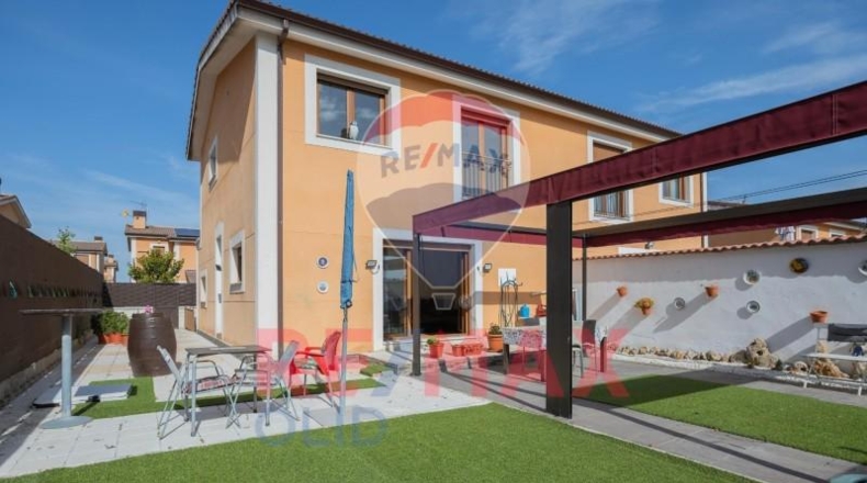 Valladolid - Fuensaldaña - 250m2
