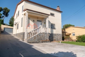 la Torre de Claramunt 565&nbsp;m²