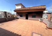 Chalet independiente con terreno en venta en la España, Castellón de la Plana, ref: TR412152 foto
