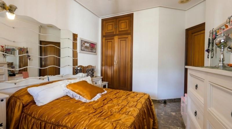 Alicante - L'Atzúbia - 322m2