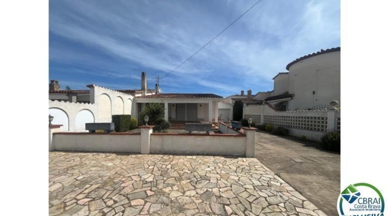 Gerona - Castelló d'Empúries - 353m2