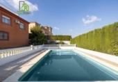 Chalet independiente con terreno en venta en la España, Villa de Otura, ref: TR412196 foto