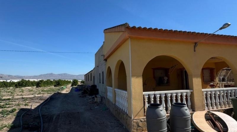 Alicante - Granja de Rocamora - 400000m2