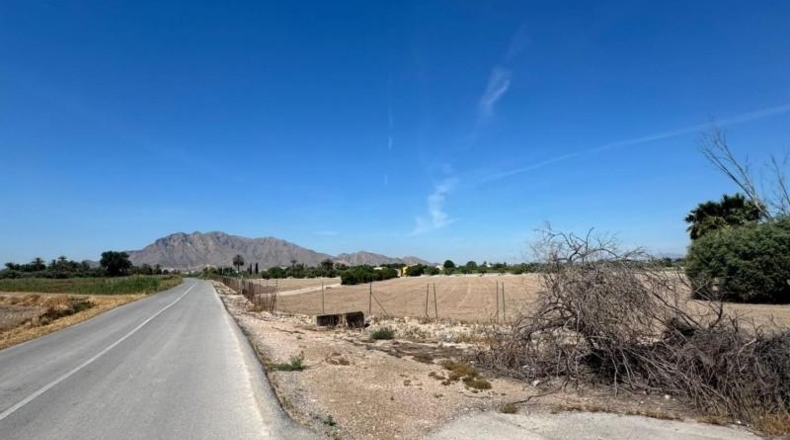 Alicante - Granja de Rocamora - 400000m2