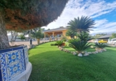 Chalet independiente con terreno en venta en la España, Guadasséquies, ref: TR158855 foto