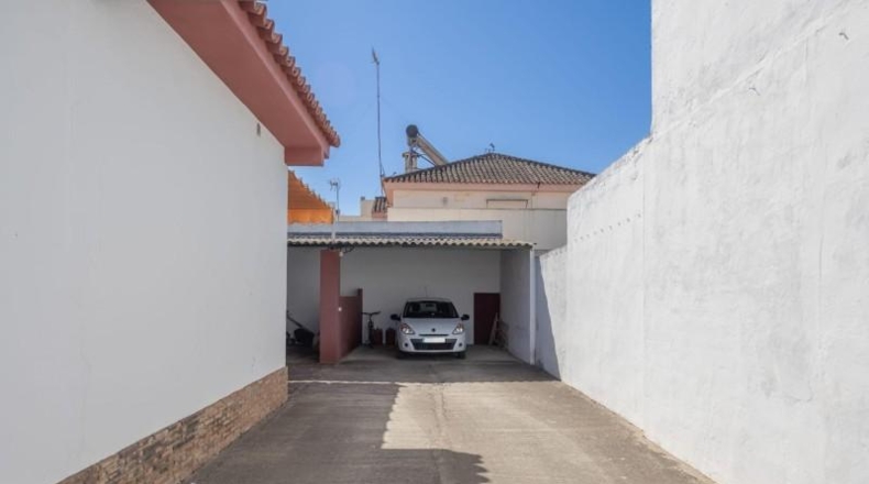 Seville - Dos Hermanas - 1150m2