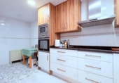 Дом с участком на продажу в городе Castellar del Vallès Фото