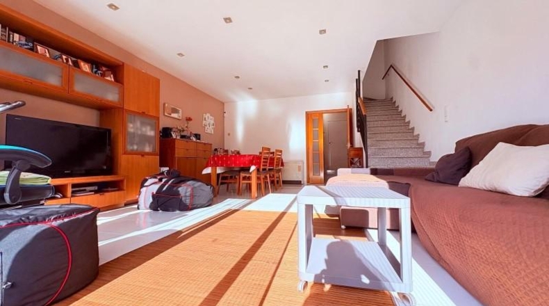 Барселона - Castellar del Vallès - 266m2