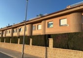 Chalet independiente con terreno en venta en la España, Alicante, ref: TR412210 foto