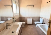 Chalet independiente con terreno en venta en la España, Lliçà d'Amunt, ref: TR412454 foto