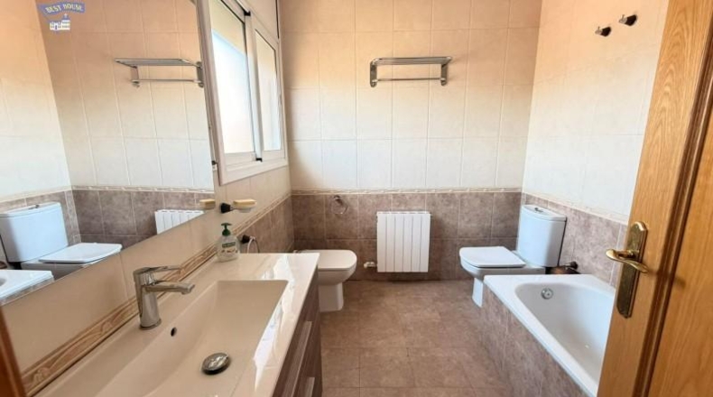 Барселона - Lliçà d'Amunt - 600m2