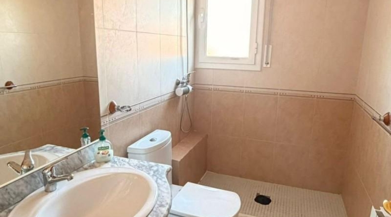 Барселона - Lliçà d'Amunt - 600m2