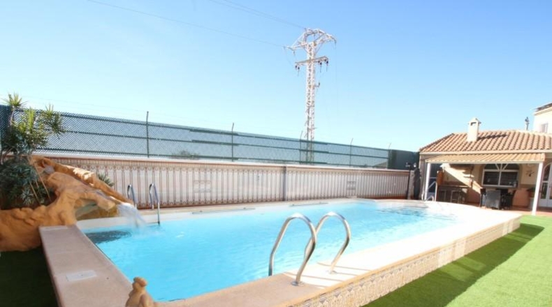 Аликанте - Torrevieja - 830m2