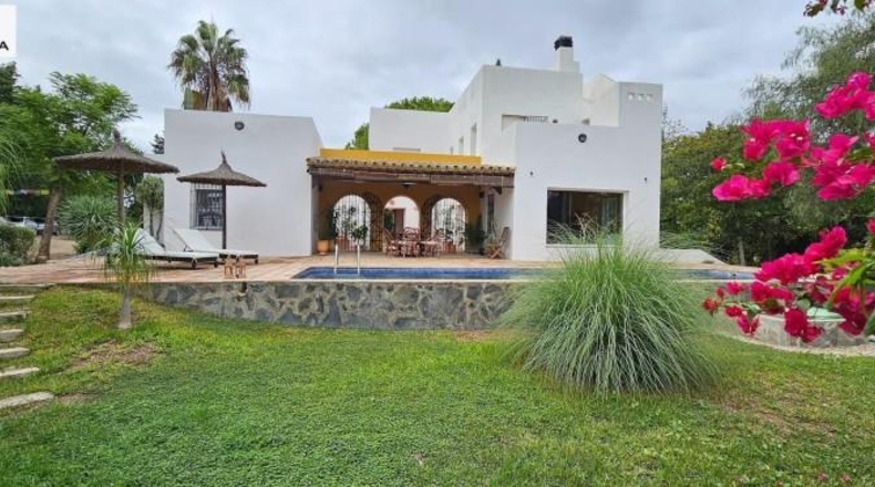 Cadiz - Jerez de la Frontera - 2580m2
