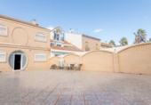 Detached villa with land for sale on España, Valencia, ref: TR345358 photo