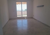 Дом с участком на продажу в городе Benalmádena Фото