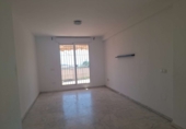Дом с участком на продажу в городе Benalmádena Фото