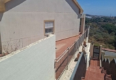 Дом с участком на продажу в городе Benalmádena Фото