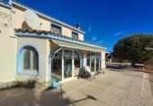 Chalet independiente con terreno en venta en L'Alfàs del Pi ref: TR364806 foto