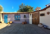 Chalet independiente con terreno en venta en L'Alfàs del Pi ref: TR364806 foto