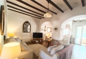 Chalet independiente con terreno en venta en L'Alfàs del Pi ref: TR364806 foto