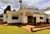 Chalet independiente con terreno en venta en Málaga ref: TR91884 foto
