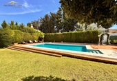 Chalet independiente con terreno en venta en Málaga ref: TR91884 foto