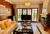 Chalet independiente con terreno en venta en Málaga ref: TR91884 foto