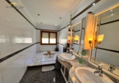 Chalet independiente con terreno en venta en Málaga ref: TR91884 foto