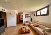 Chalet independiente con terreno en venta en Málaga ref: TR91884 foto