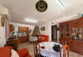 Chalet independiente con terreno en venta en La Guardia de Jaén ref: TR411714 foto