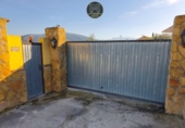 Chalet independiente con terreno en venta en Jaén ref: TR412278 foto