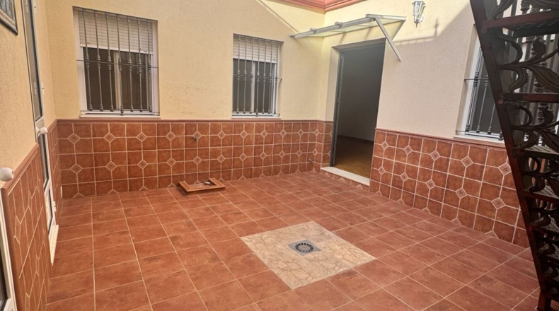 Sevilla - Olivares - 128m2