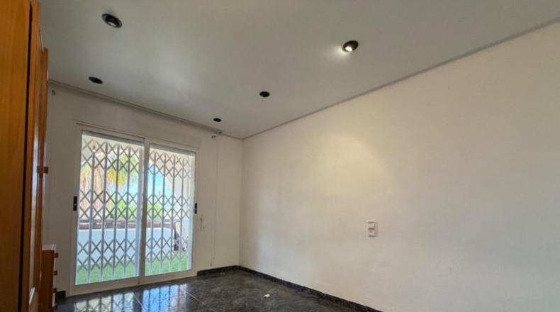 Valencia - Llíria - 711m2