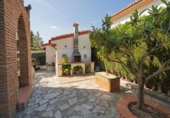 Chalet independiente con terreno en venta en la España, Padul, ref: TR412391 foto