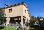 Chalet independiente con terreno en venta en la España, Sant Pere de Vilamajor, ref: TR382659 foto