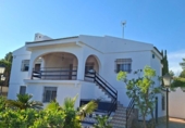 Detached villa with land for sale on España, Turís, ref: TR412411 photo