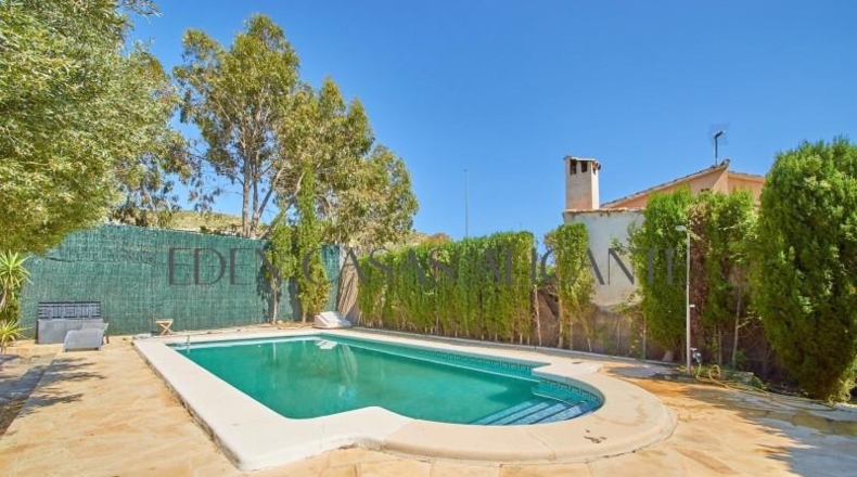 Alicante - Busot - 712m2