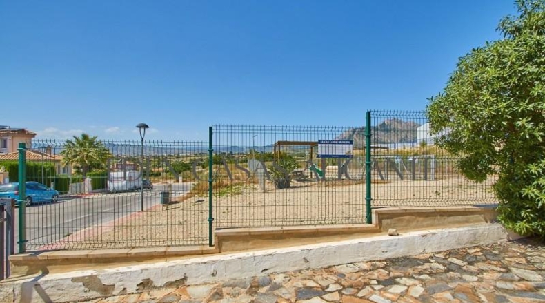Alicante - Busot - 712m2