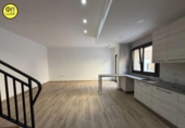 Дом с участком на продажу в городе Santa Eulàlia de Ronçana Фото