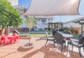 Chalet independiente con terreno en venta en la España, Maracena, ref: TR412441 foto